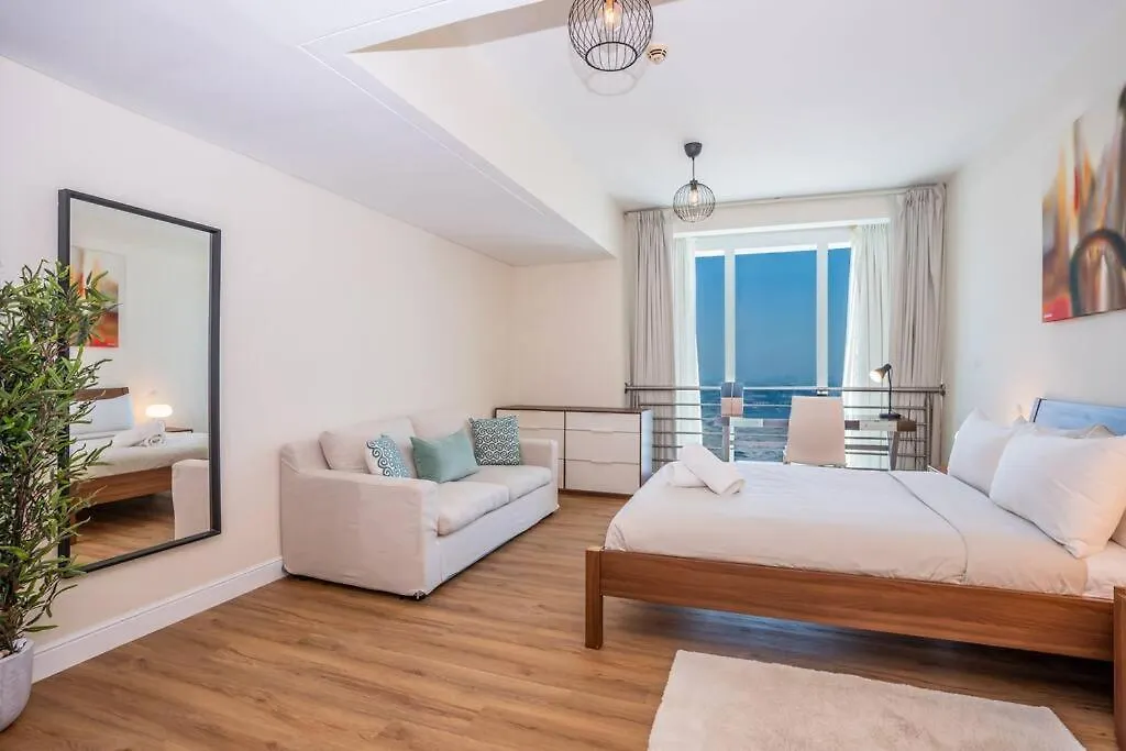 Apartment Duplex Suite In 5-Star Movenpick Hotel Dubai United Arab Emirates