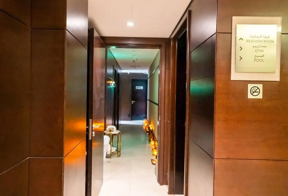 Duplex Suite In 5-Star Movenpick Hotel Dubai Apartment