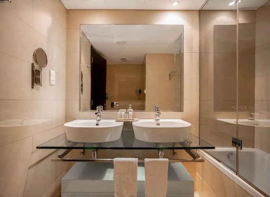 Apartment Duplex Suite In 5-Star Movenpick Hotel Dubai