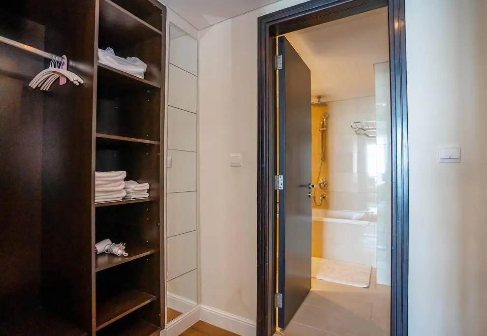 Duplex Suite In 5-Star Movenpick Hotel Dubai